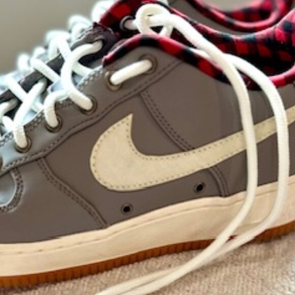 Nike Air Force One 1 LV8 Men's 7 Women's 8.5  Shoe Light Taupe Plaid - Picture 7 of 11